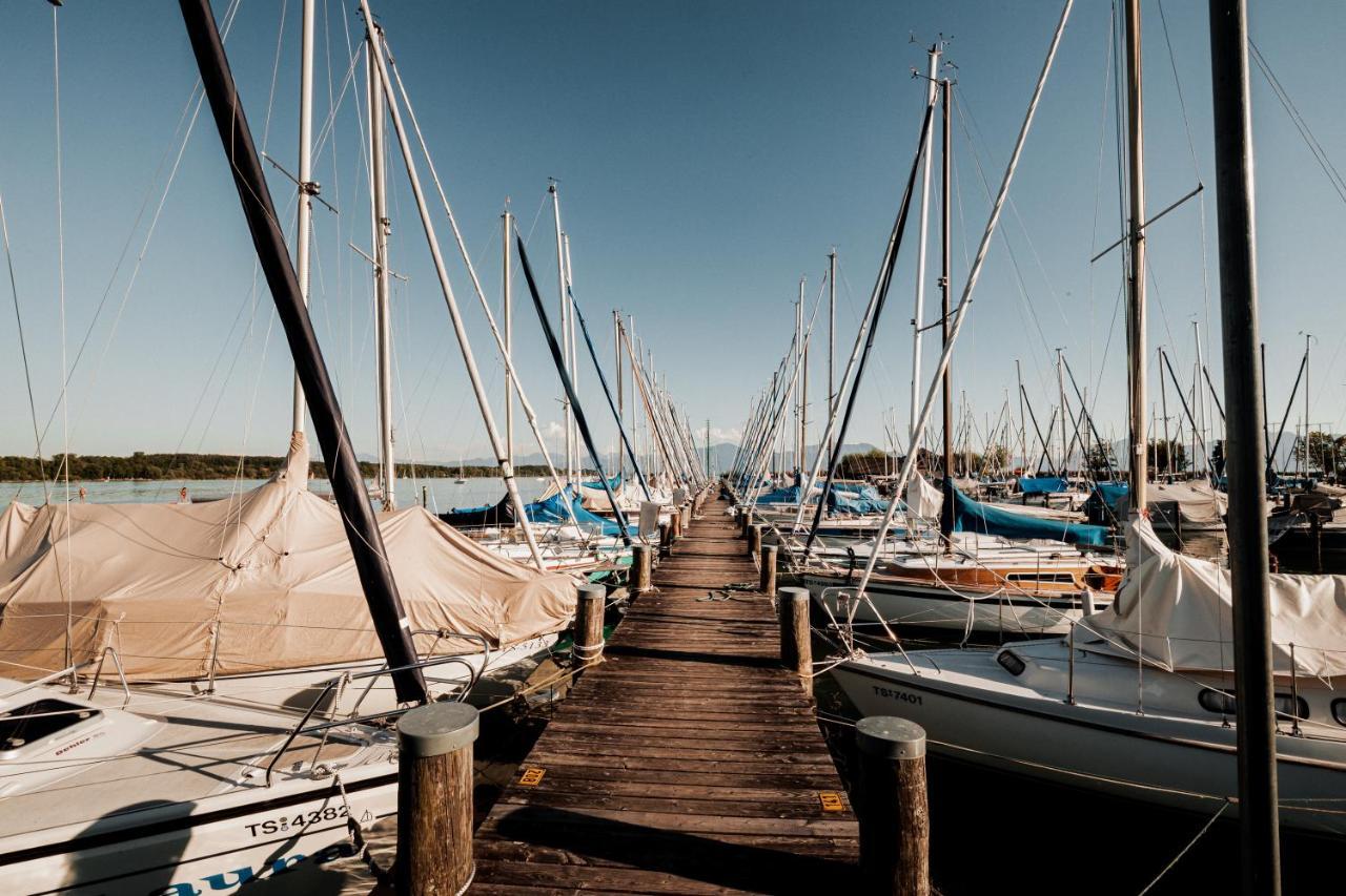 Chiemsee Ferienwohnung Gartenblick Prien am Chiemsee Bagian luar foto